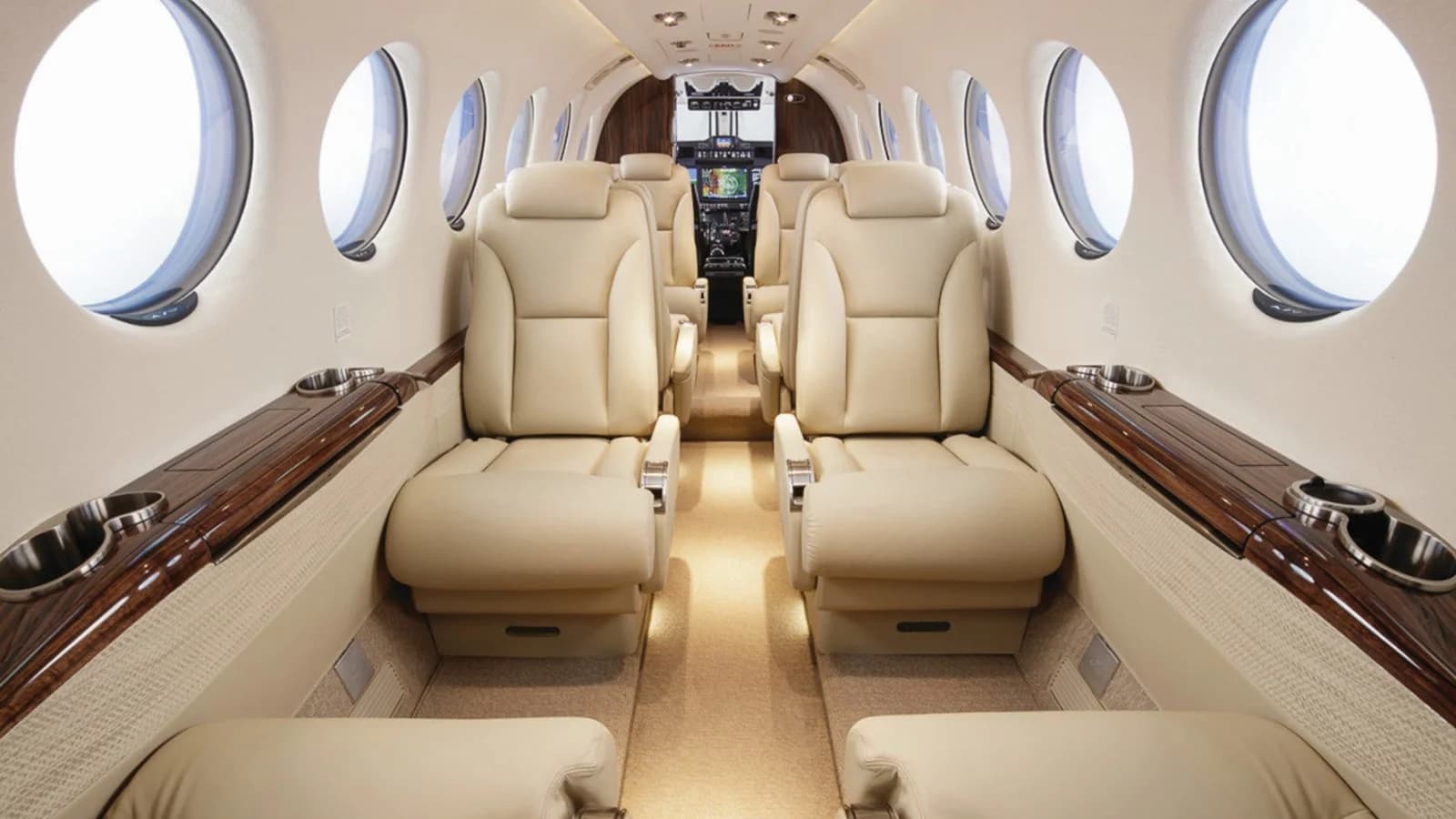 Beechcraft King Air 350 — 2